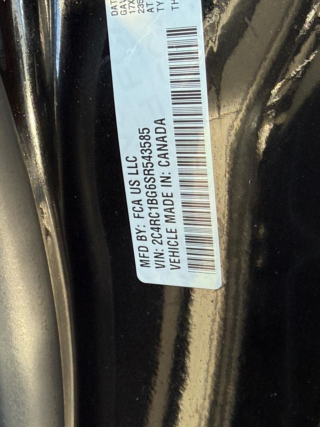 Chrysler Pacifica Vehicle Full-screen Gallery Image 22