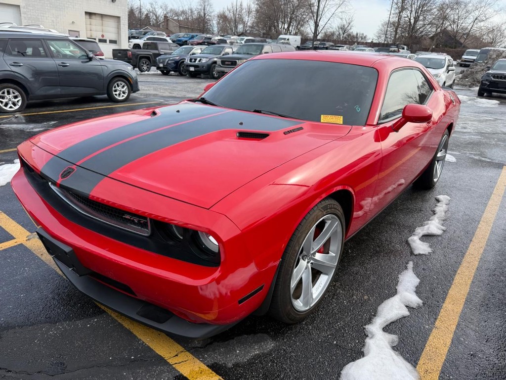 Dodge Challenger Vehicle Full-screen Gallery Image 02