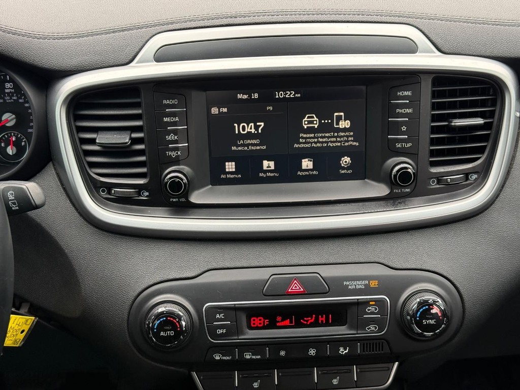 Kia Sorento Vehicle Full-screen Gallery Image 10