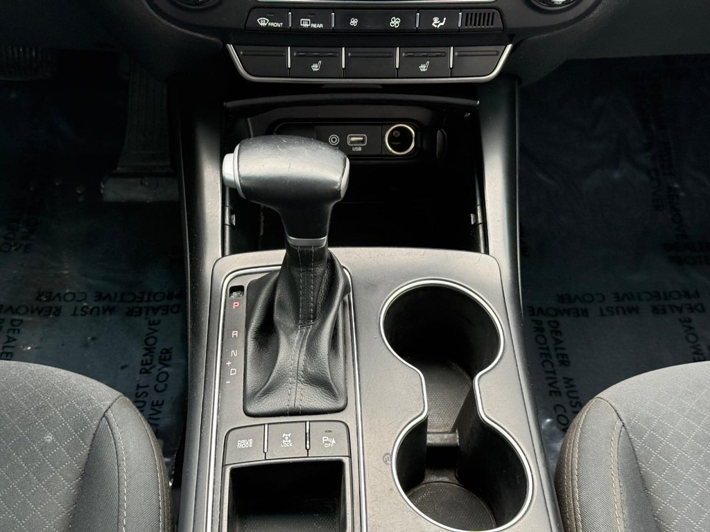 Kia Sorento Vehicle Full-screen Gallery Image 11