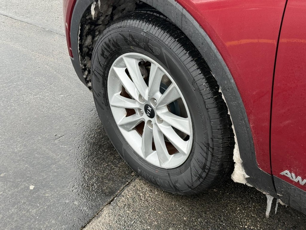 Kia Sorento Vehicle Full-screen Gallery Image 15