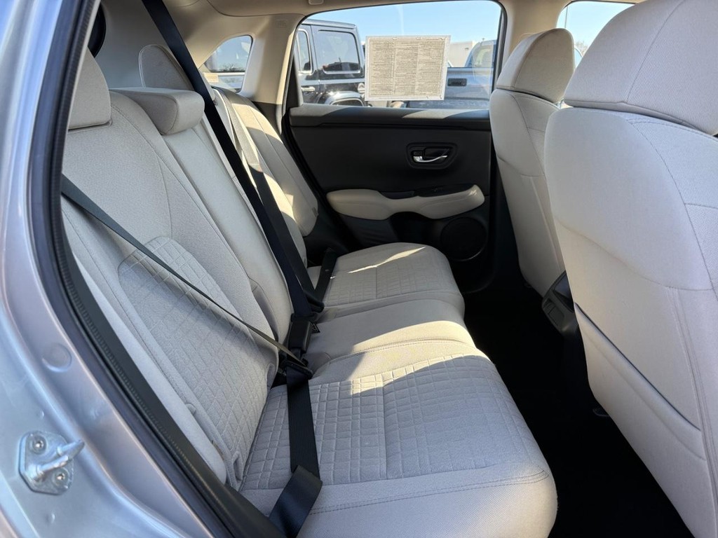 Honda HR-V Vehicle Full-screen Gallery Image 07