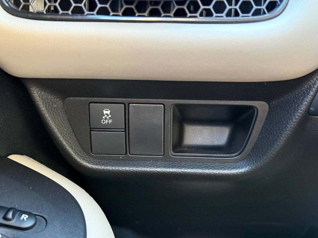 Honda HR-V Vehicle Full-screen Gallery Image 20