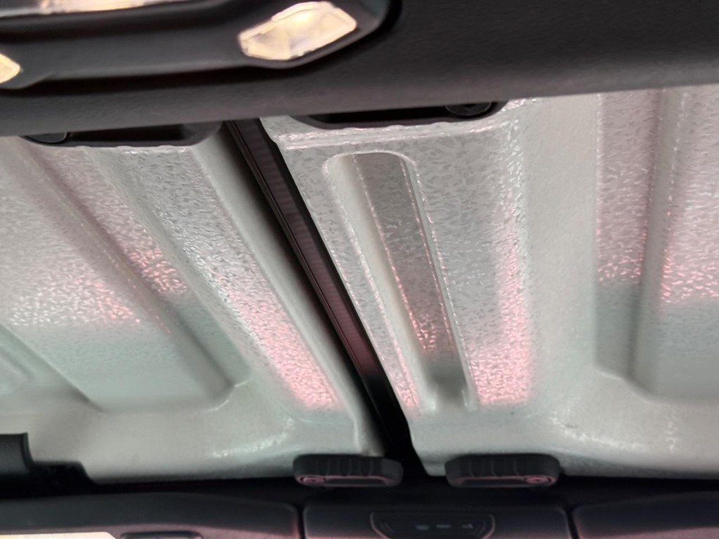 Jeep Wrangler 4xe Vehicle Full-screen Gallery Image 12