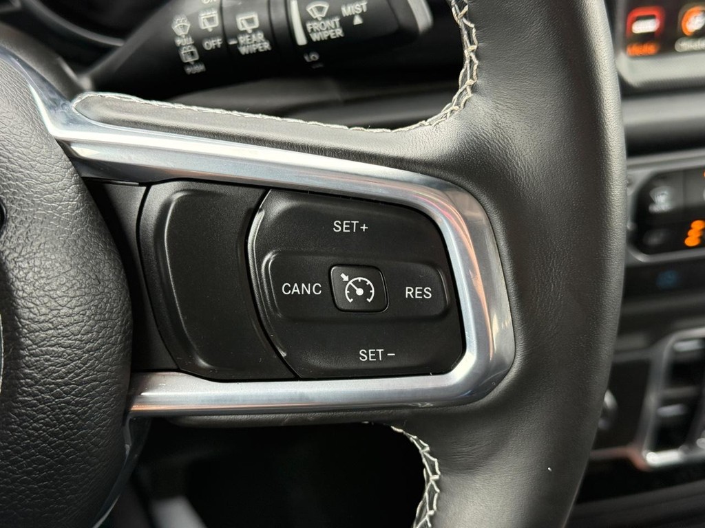 Jeep Wrangler 4xe Vehicle Full-screen Gallery Image 14