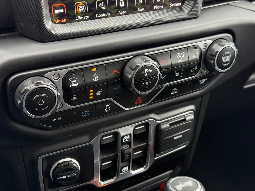 Jeep Wrangler 4xe Vehicle Full-screen Gallery Image 17