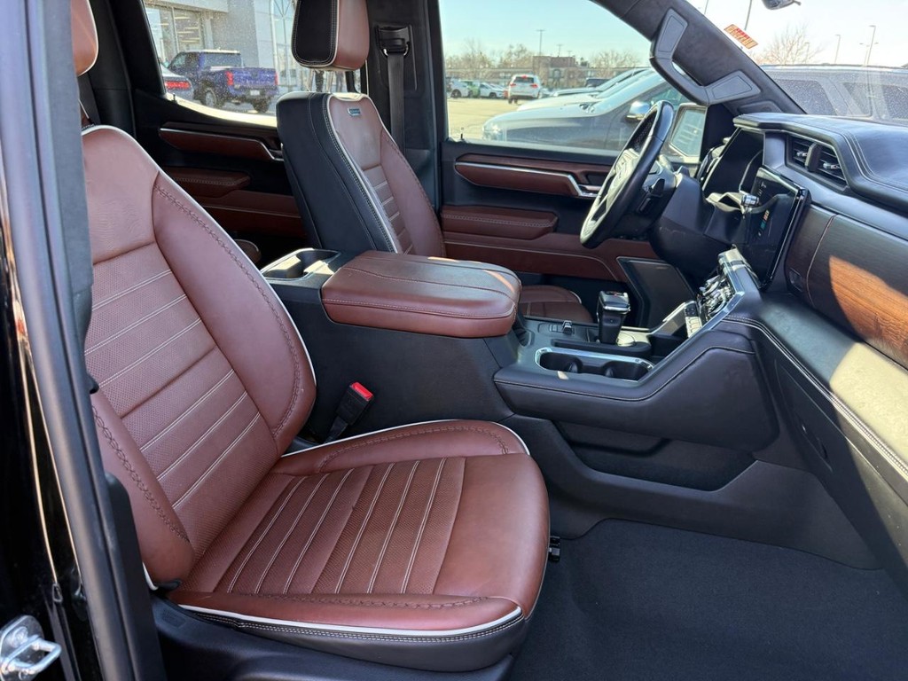 GMC Sierra 1500 Vehicle Full-screen Gallery Image 06