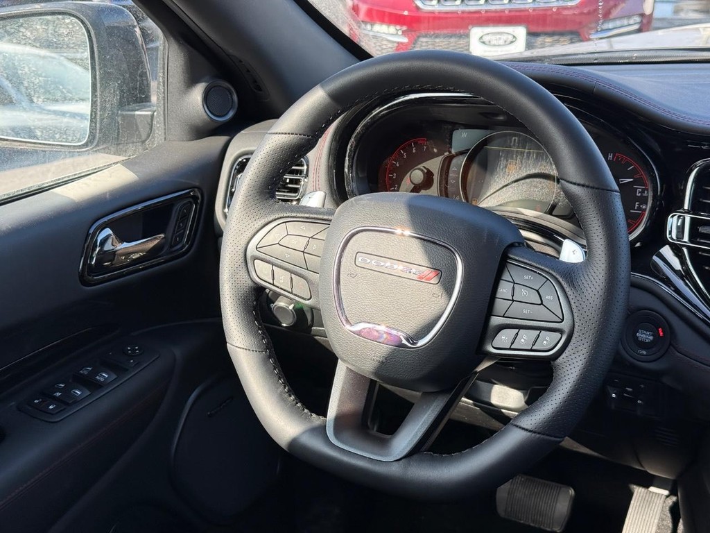 Dodge Durango Vehicle Full-screen Gallery Image 11