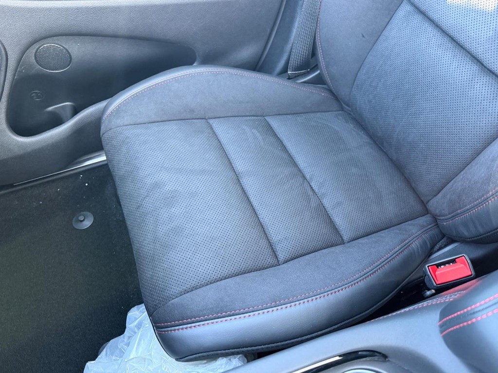 Dodge Durango Vehicle Full-screen Gallery Image 21