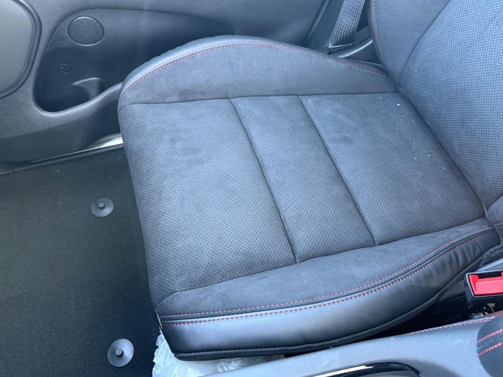 Dodge Durango Vehicle Full-screen Gallery Image 20