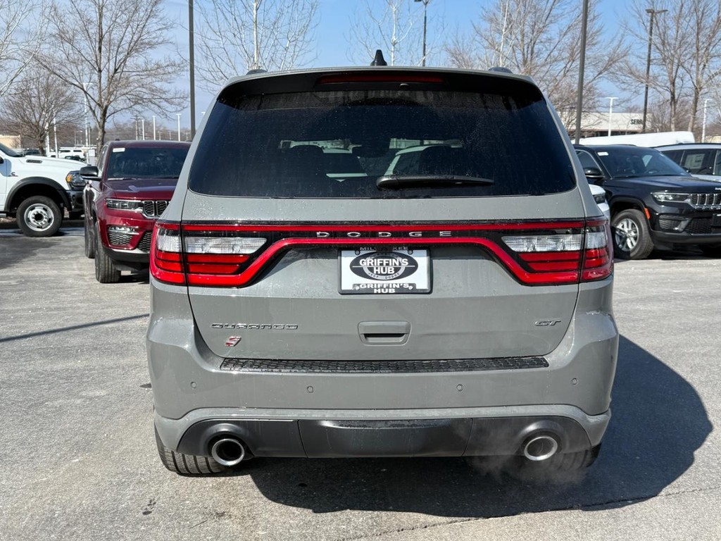 Dodge Durango Vehicle Full-screen Gallery Image 04