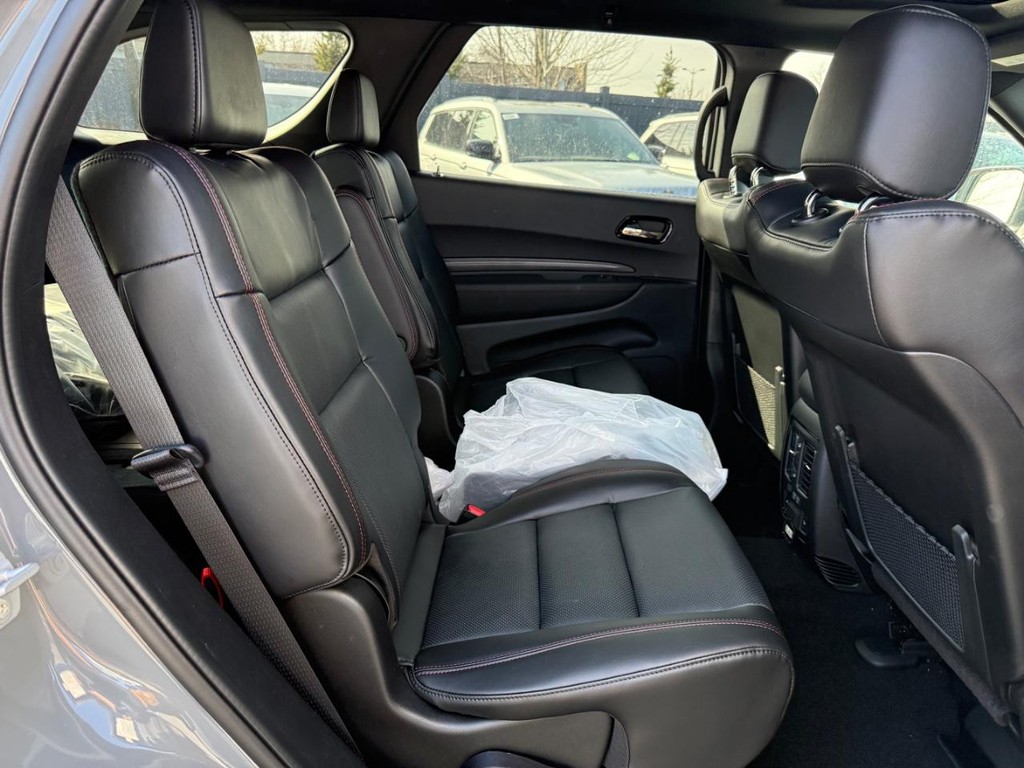 Dodge Durango Vehicle Full-screen Gallery Image 07