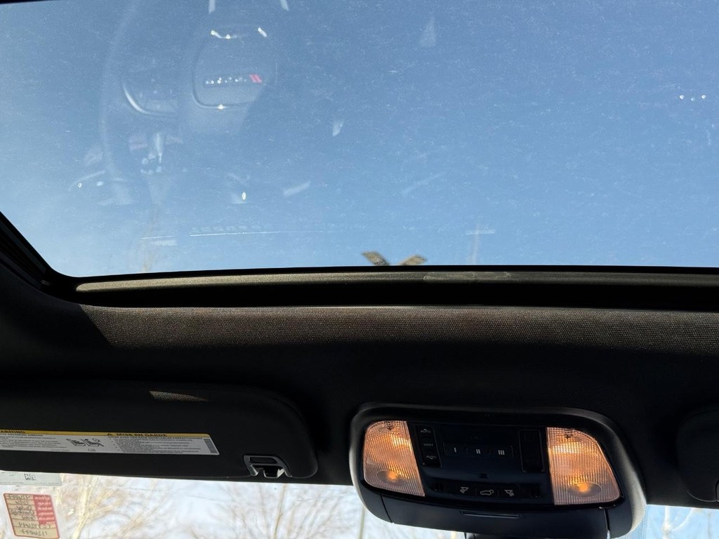 Dodge Durango Vehicle Full-screen Gallery Image 13