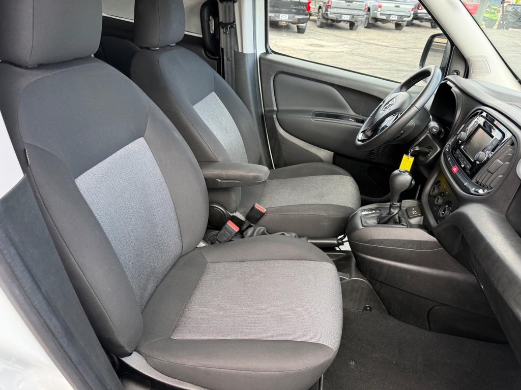 Ram ProMaster City Cargo Van Vehicle Full-screen Gallery Image 06