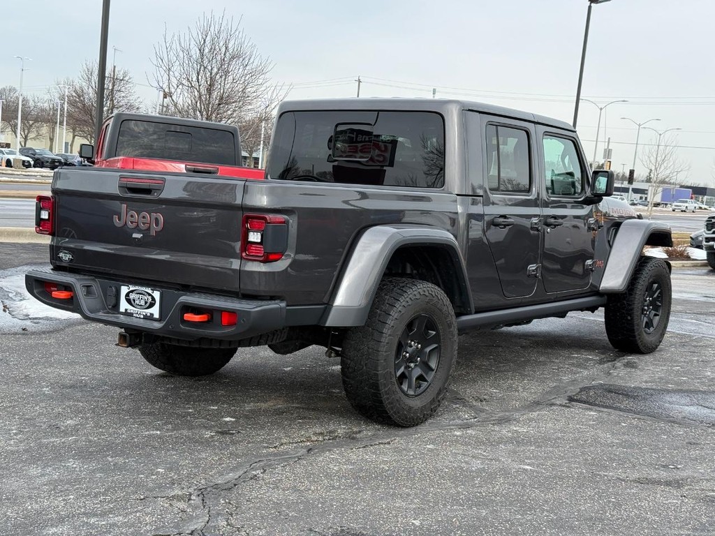 Jeep Gladiator Vehicle Full-screen Gallery Image 03