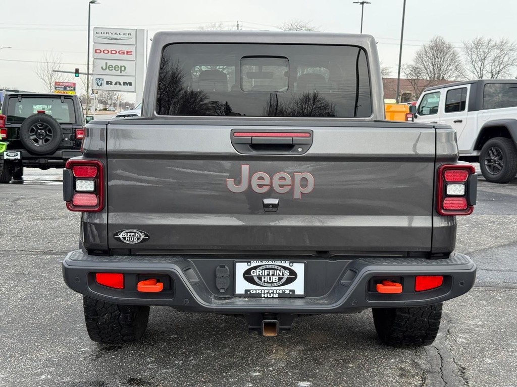 Jeep Gladiator Vehicle Full-screen Gallery Image 04