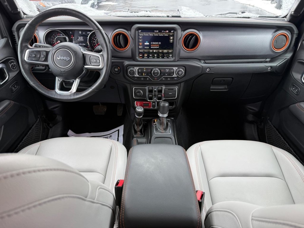 Jeep Gladiator Vehicle Full-screen Gallery Image 08