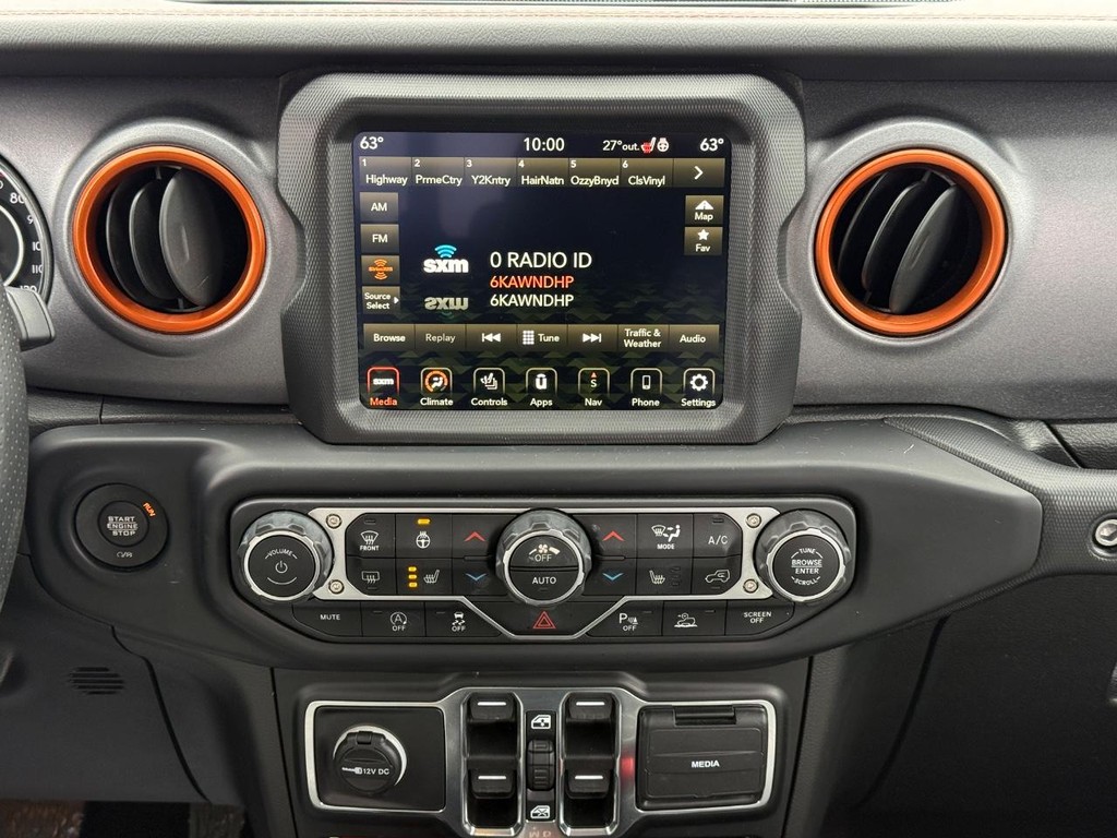 Jeep Gladiator Vehicle Full-screen Gallery Image 09