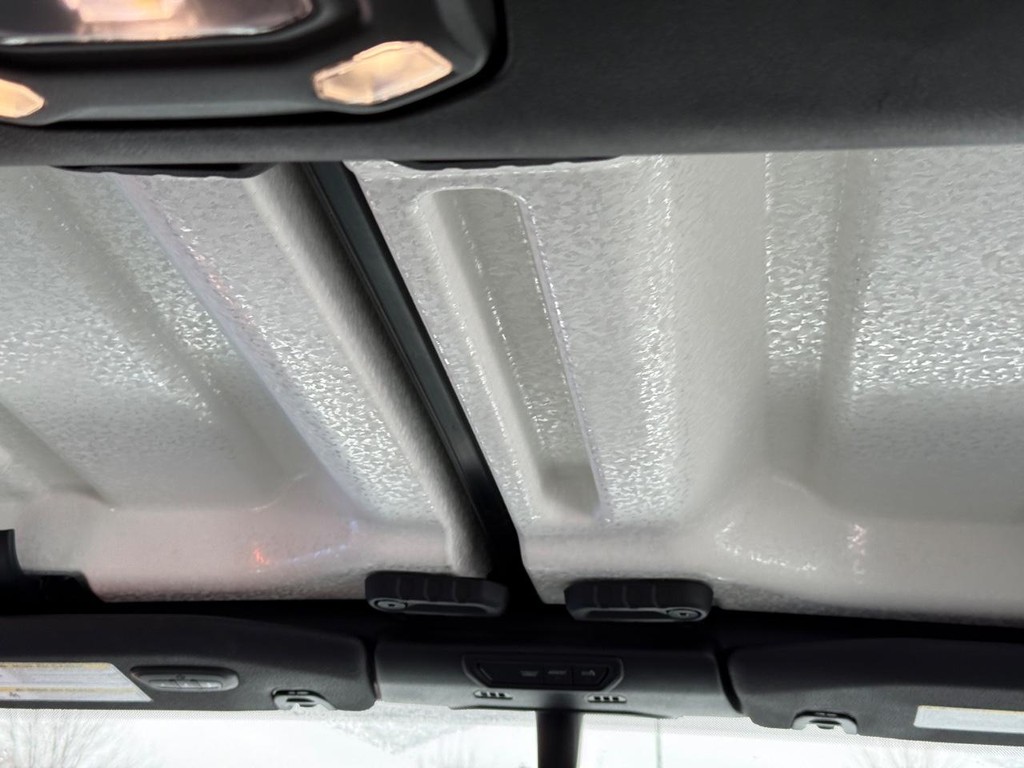 Jeep Gladiator Vehicle Full-screen Gallery Image 14