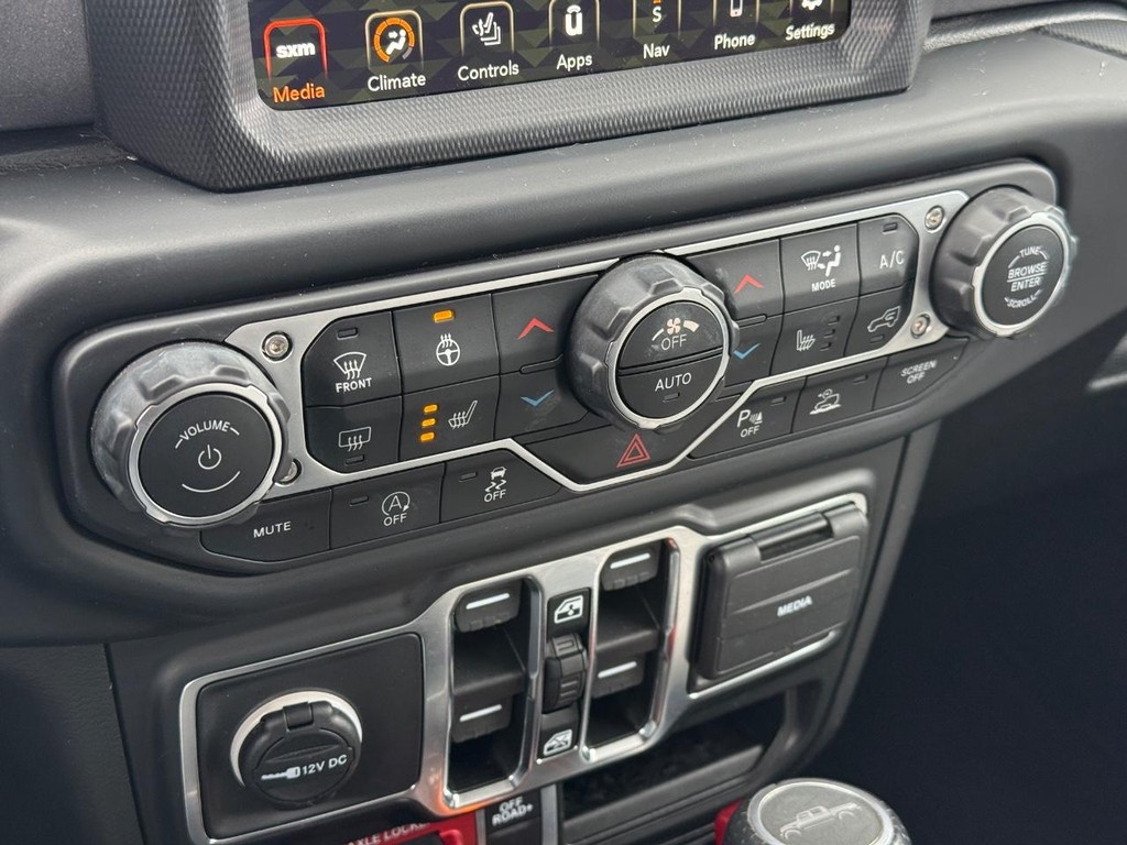 Jeep Gladiator Vehicle Full-screen Gallery Image 22