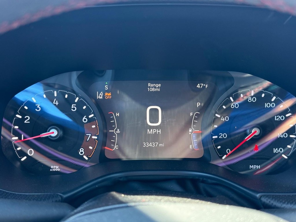 Jeep Compass Vehicle Full-screen Gallery Image 17