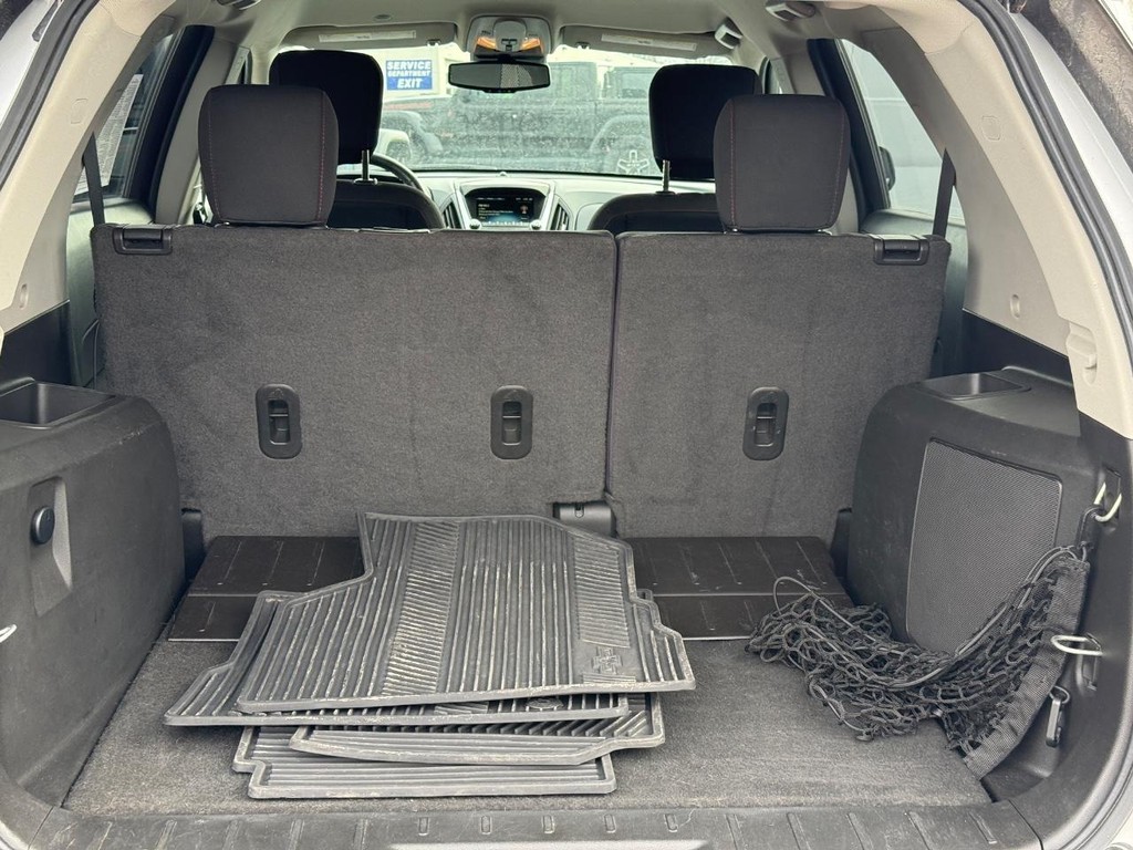 Chevrolet Equinox Vehicle Full-screen Gallery Image 05