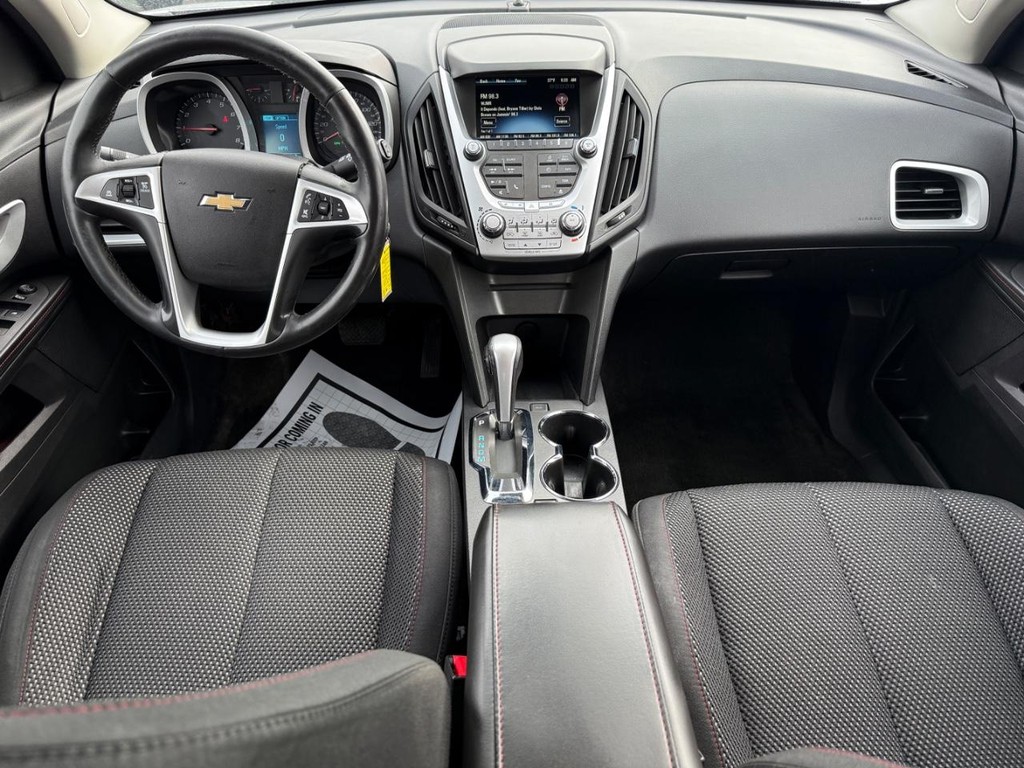 Chevrolet Equinox Vehicle Full-screen Gallery Image 08