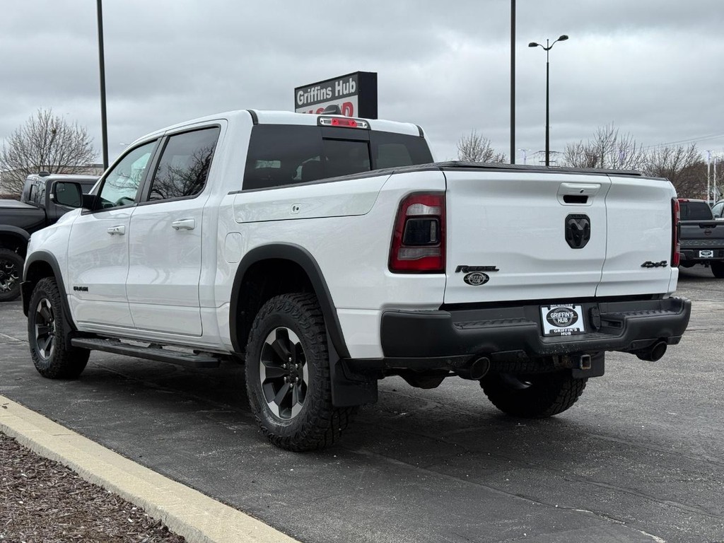 Ram 1500 Vehicle Full-screen Gallery Image 06
