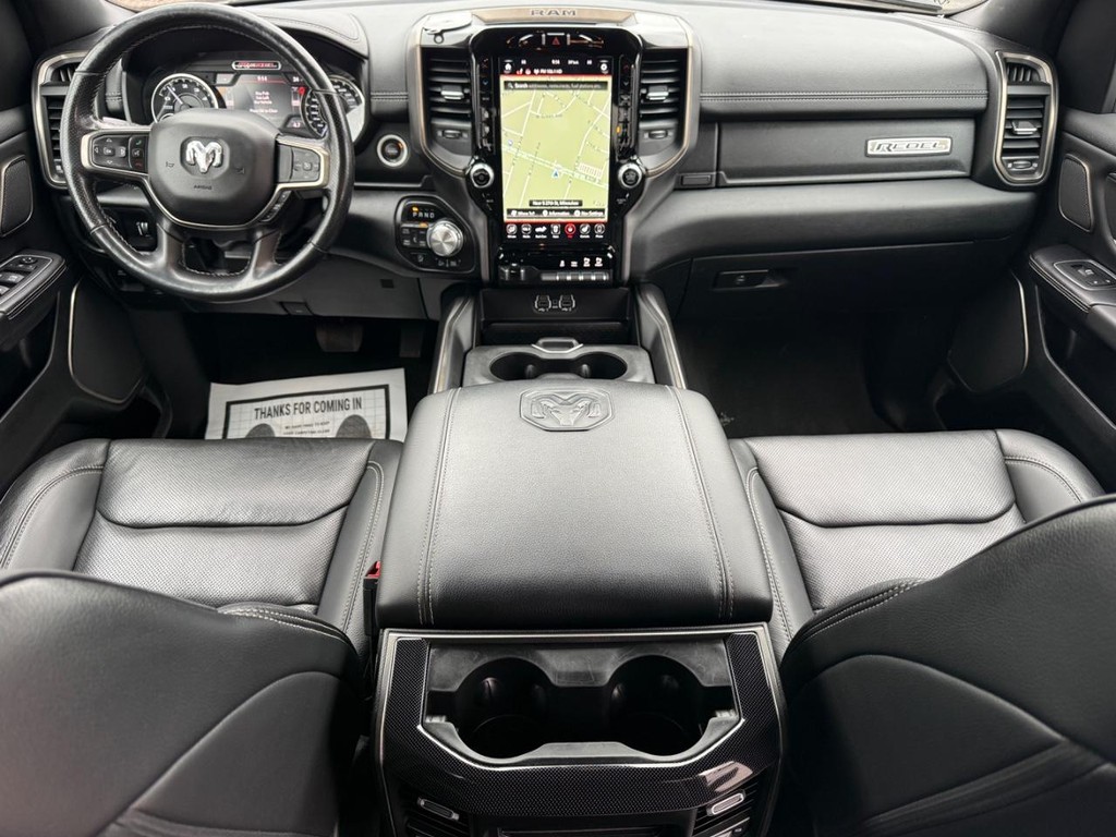 Ram 1500 Vehicle Full-screen Gallery Image 12