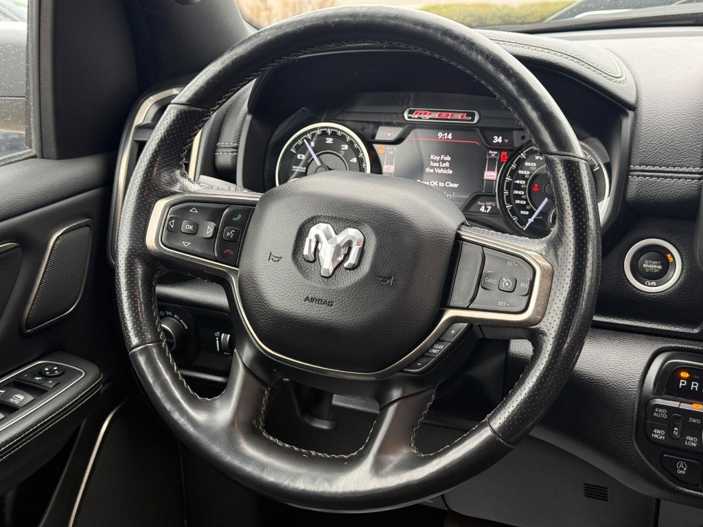 Ram 1500 Vehicle Full-screen Gallery Image 13