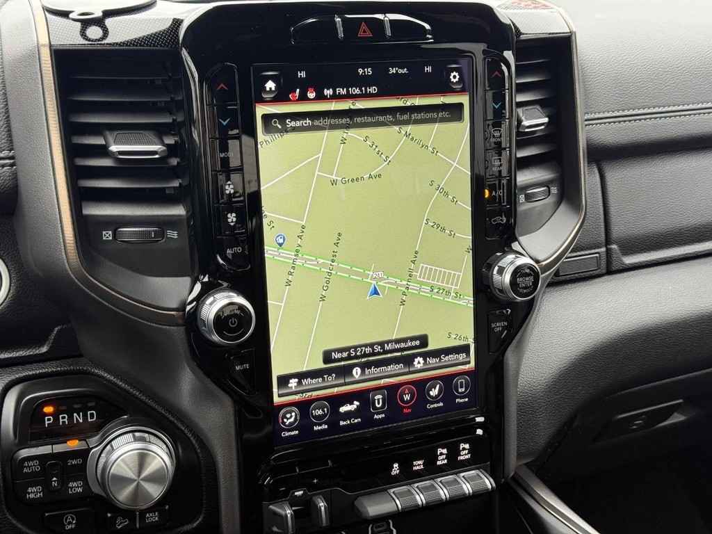 Ram 1500 Vehicle Full-screen Gallery Image 18