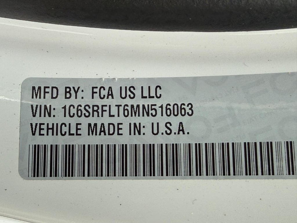 Ram 1500 Vehicle Full-screen Gallery Image 27