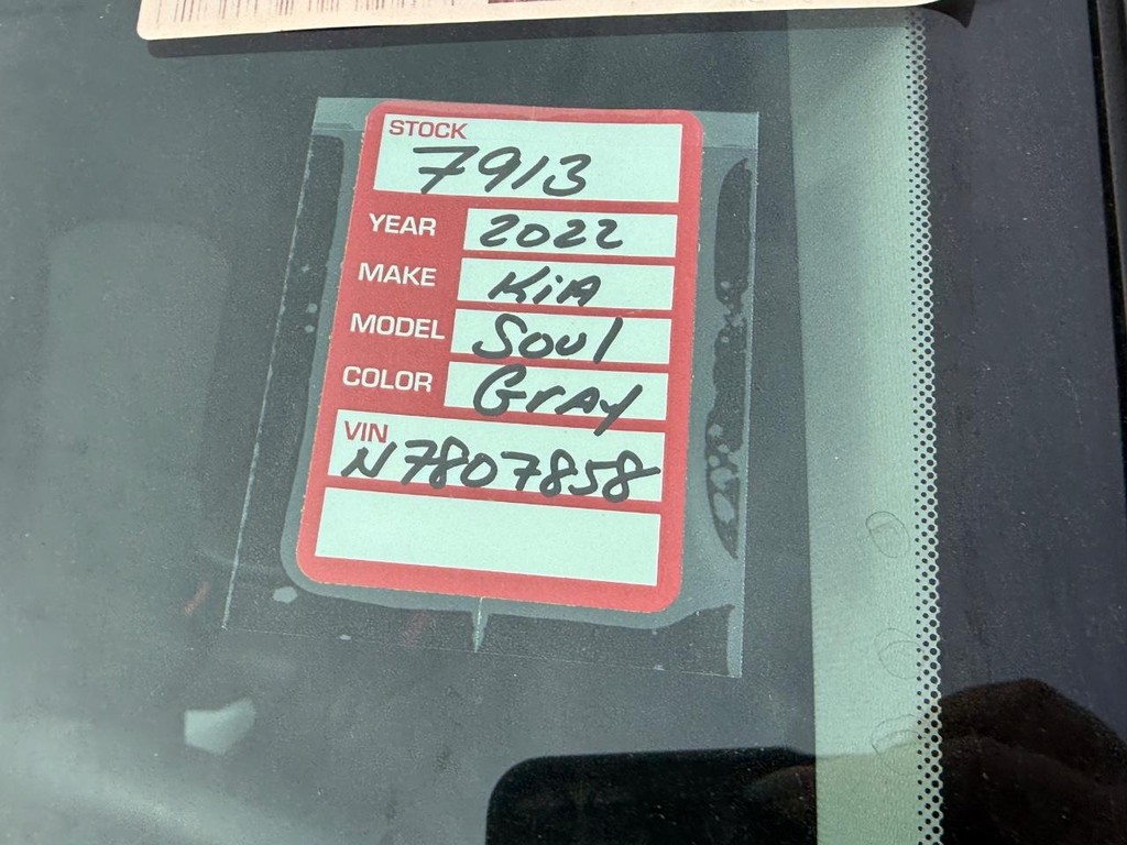 Kia Soul Vehicle Full-screen Gallery Image 04