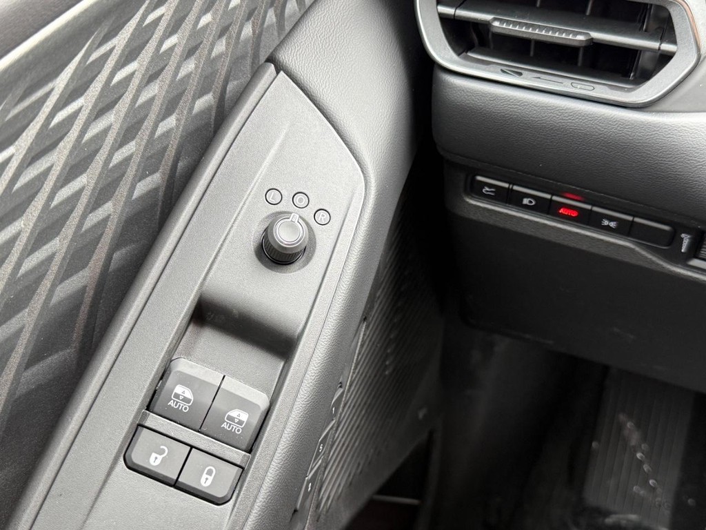 Dodge Charger Vehicle Full-screen Gallery Image 20