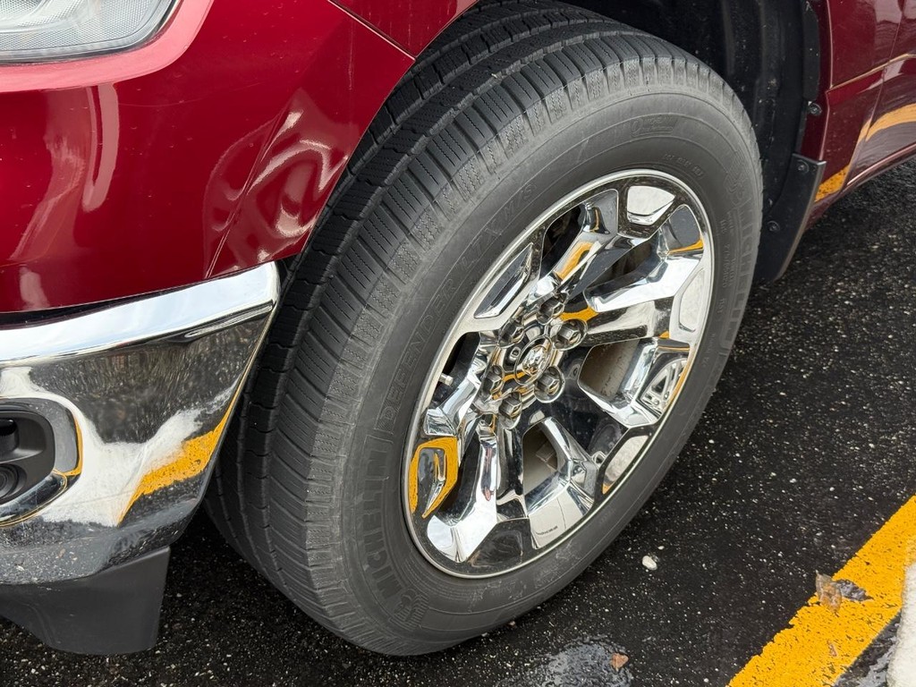 Ram 1500 Vehicle Full-screen Gallery Image 03