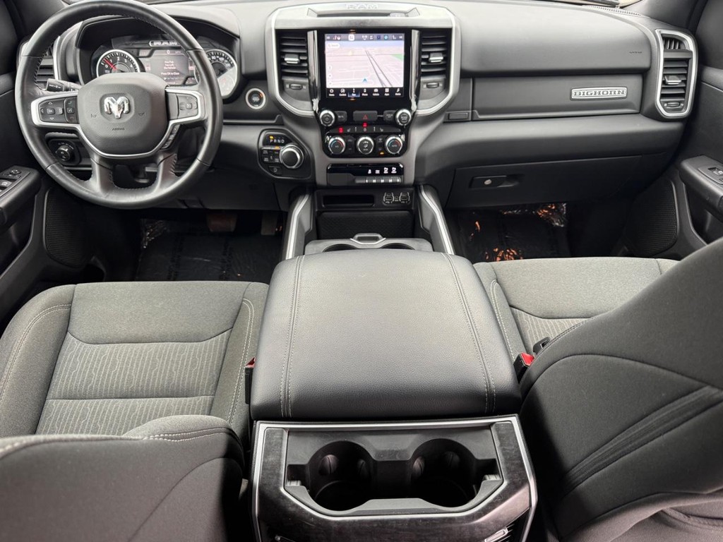 Ram 1500 Vehicle Full-screen Gallery Image 12