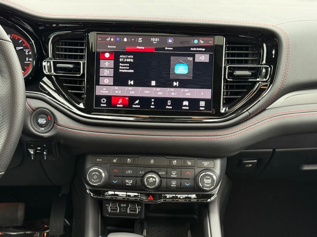 Dodge Durango Vehicle Full-screen Gallery Image 07