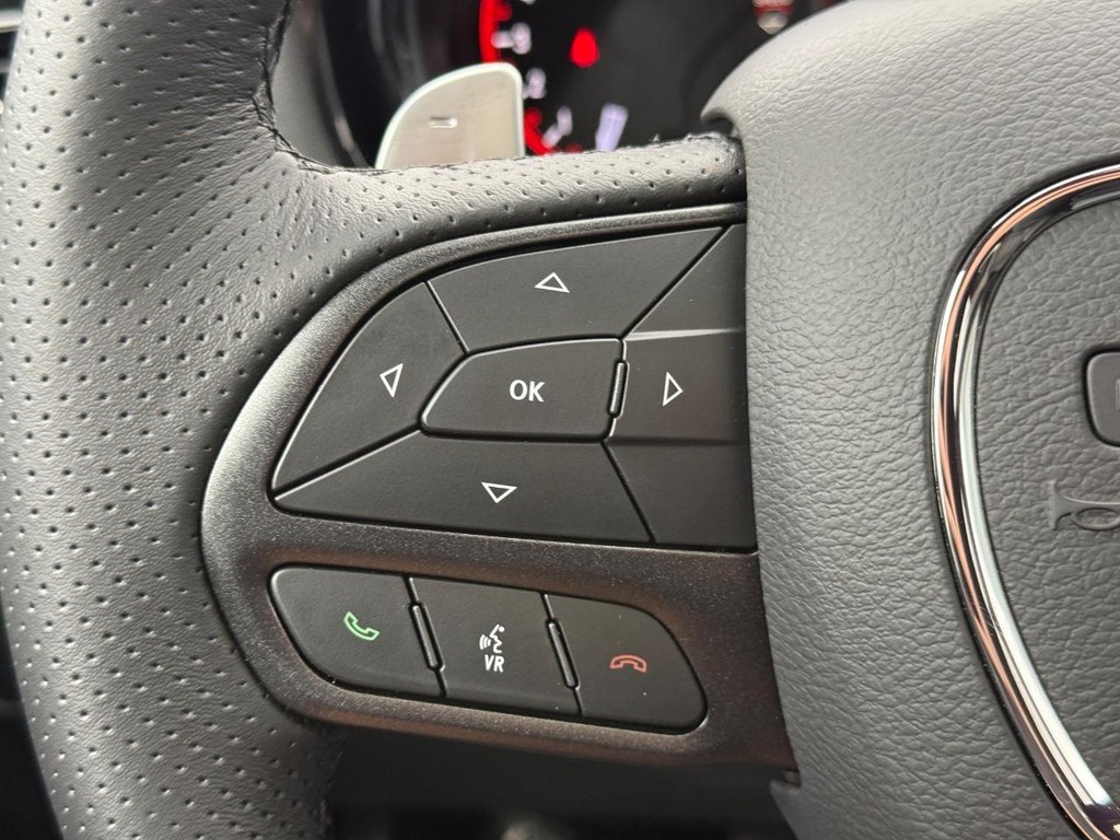 Dodge Durango Vehicle Full-screen Gallery Image 11