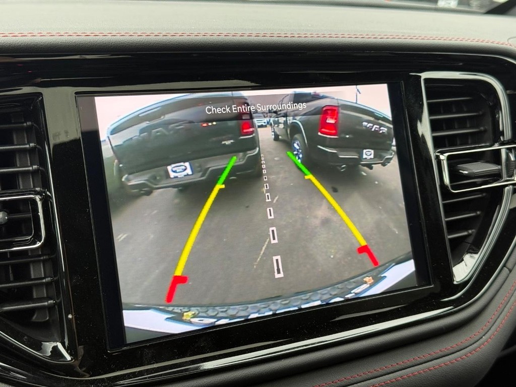 Dodge Durango Vehicle Full-screen Gallery Image 14
