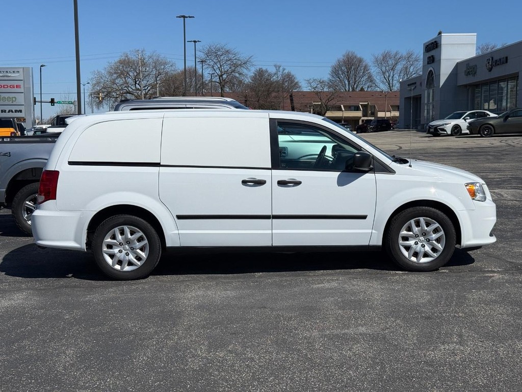 Ram Cargo Van Vehicle Full-screen Gallery Image 02
