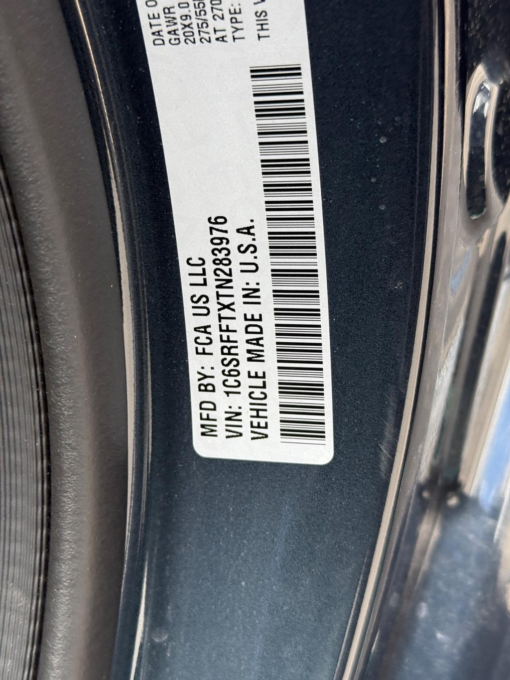 Ram 1500 Vehicle Full-screen Gallery Image 19