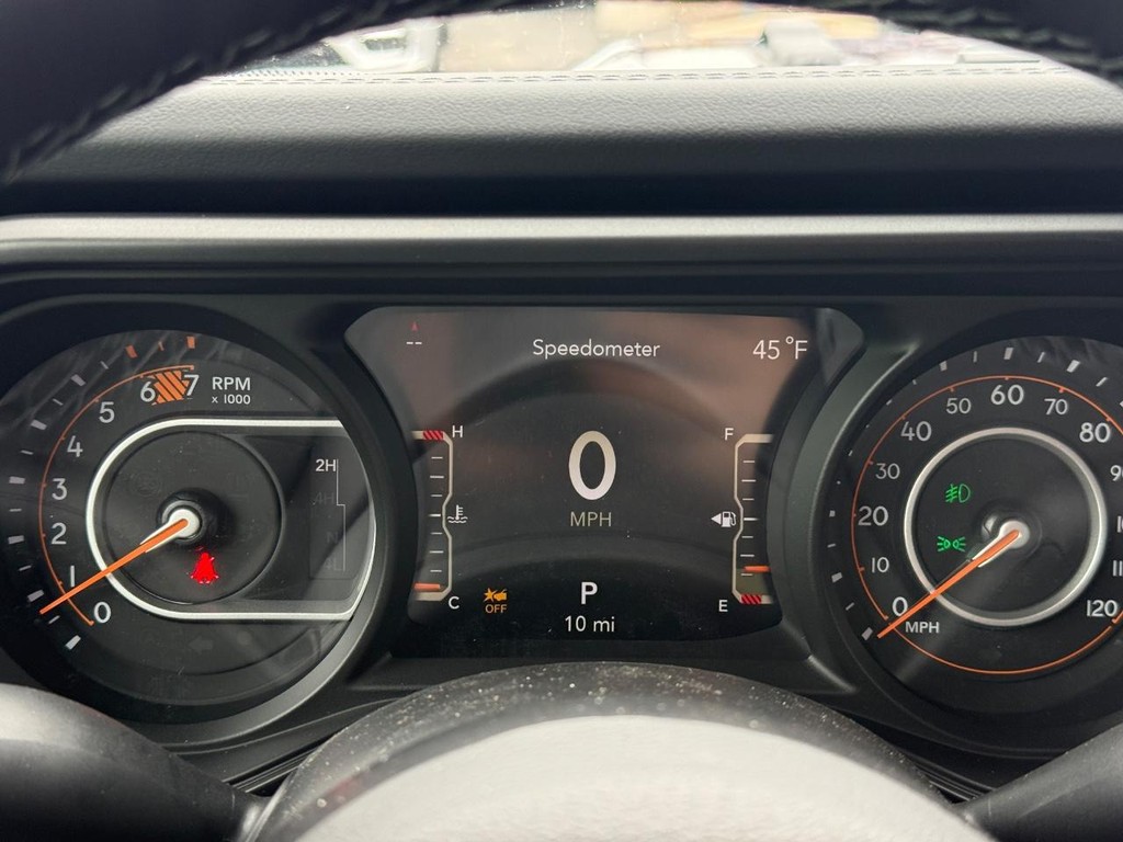 Jeep Wrangler Vehicle Full-screen Gallery Image 14