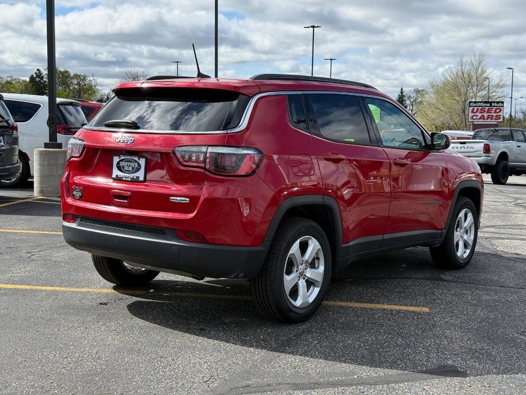 Jeep Compass Vehicle Full-screen Gallery Image 03