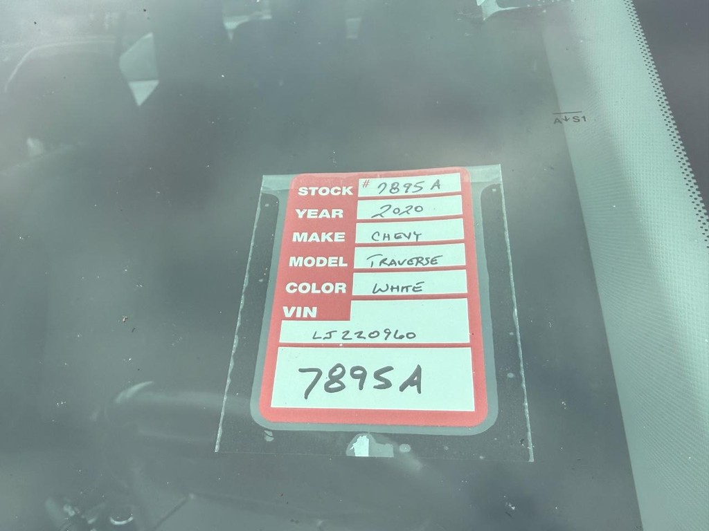 Chevrolet Traverse Vehicle Full-screen Gallery Image 04