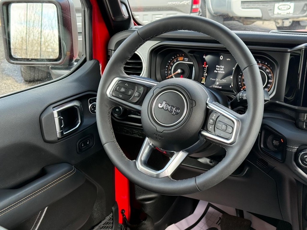 Jeep Wrangler Vehicle Full-screen Gallery Image 11