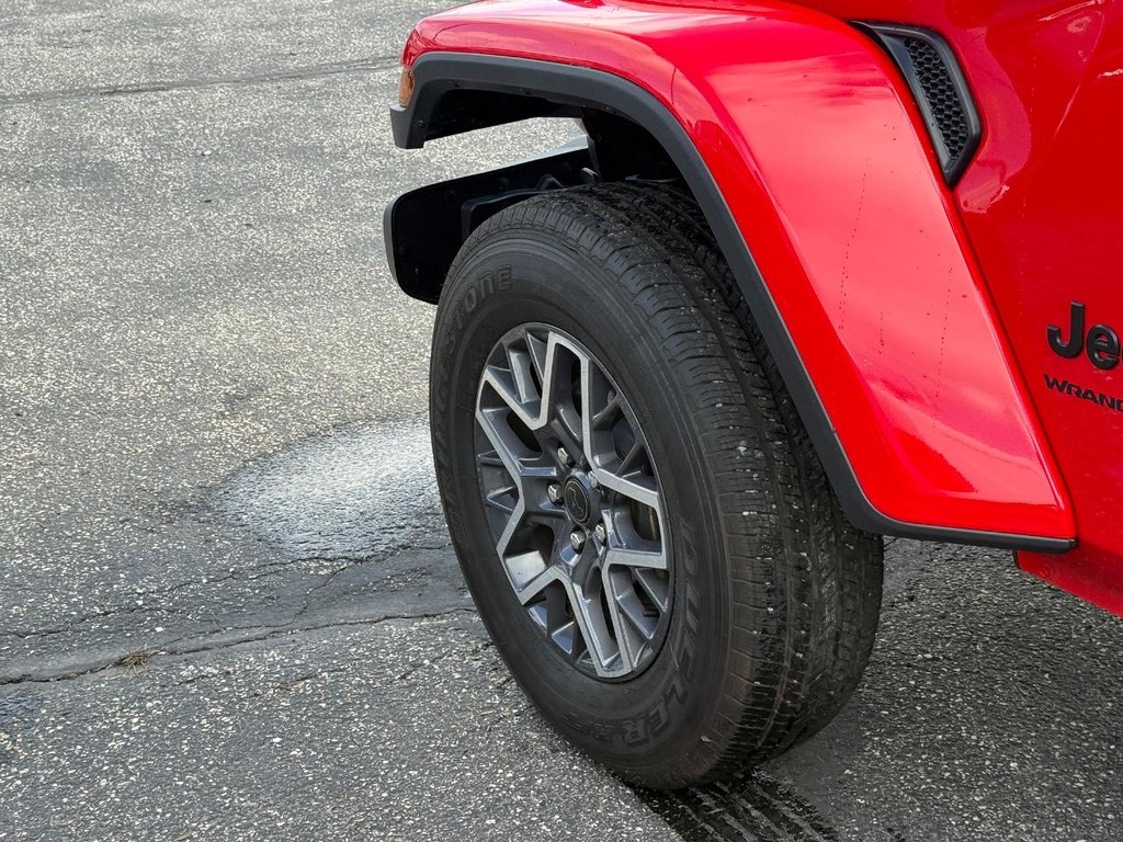 Jeep Wrangler Vehicle Full-screen Gallery Image 14