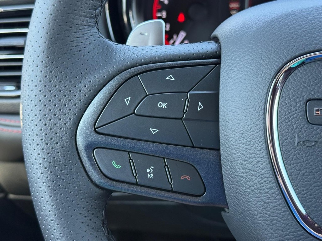 Dodge Durango Vehicle Full-screen Gallery Image 13