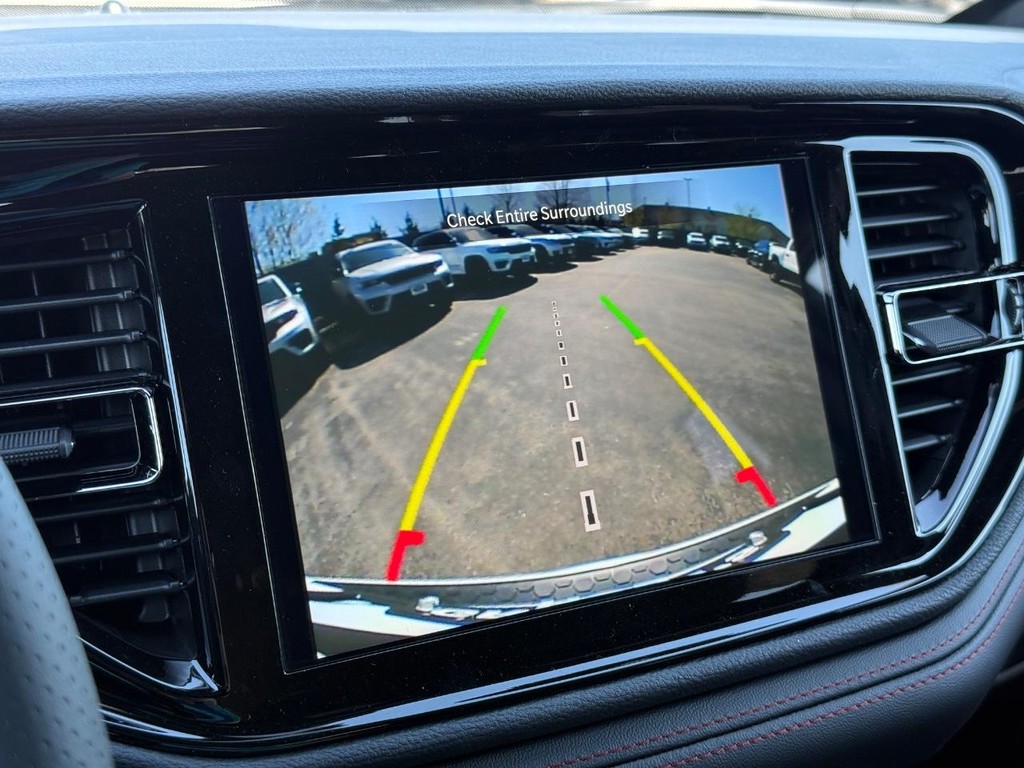 Dodge Durango Vehicle Full-screen Gallery Image 18