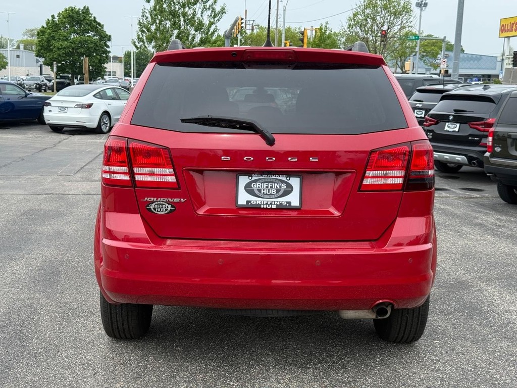 Dodge Journey Vehicle Full-screen Gallery Image 04