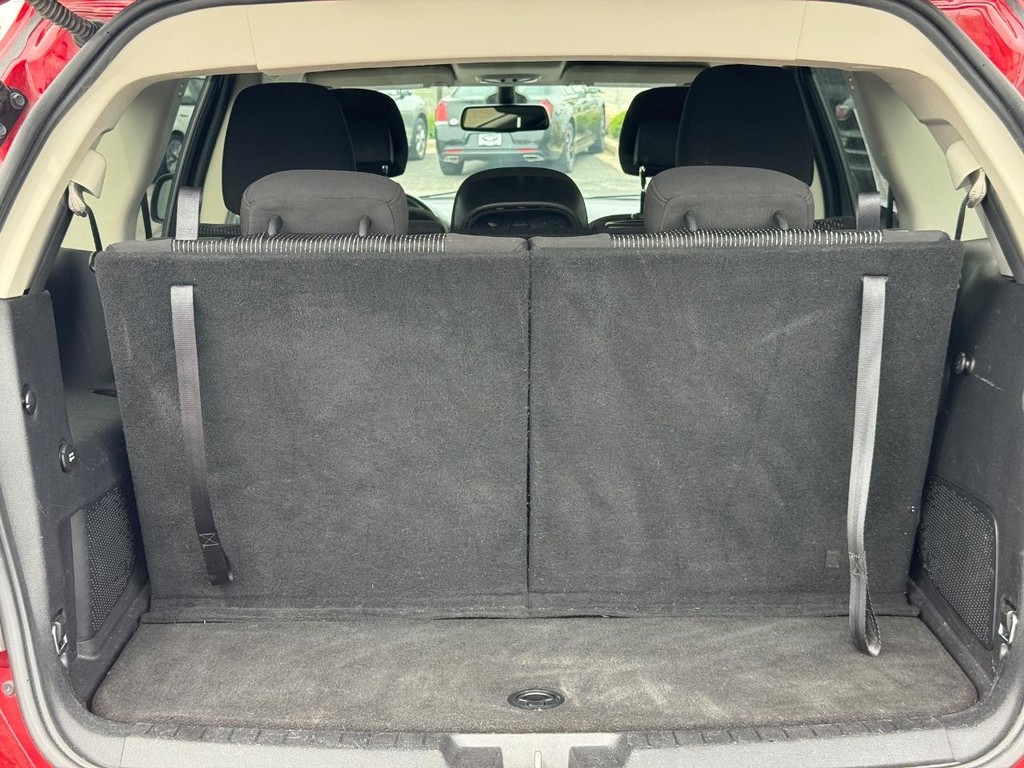 Dodge Journey Vehicle Full-screen Gallery Image 05